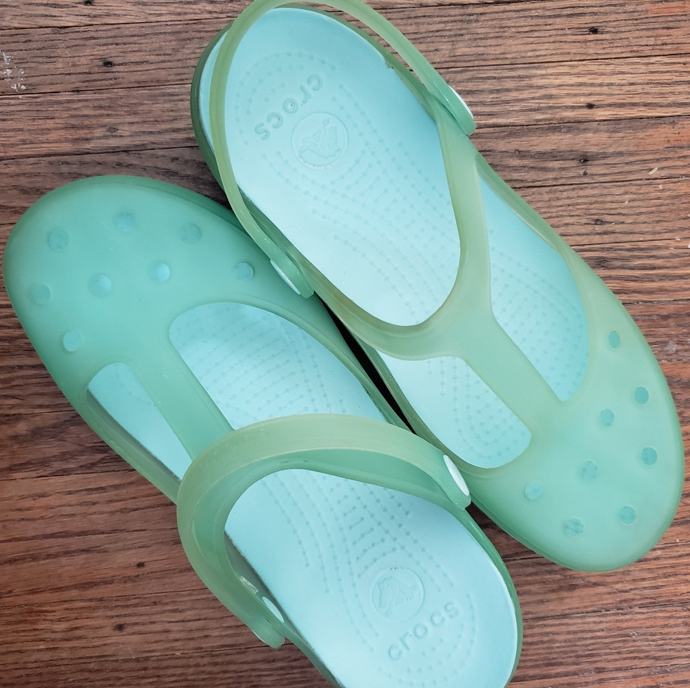 Crocs